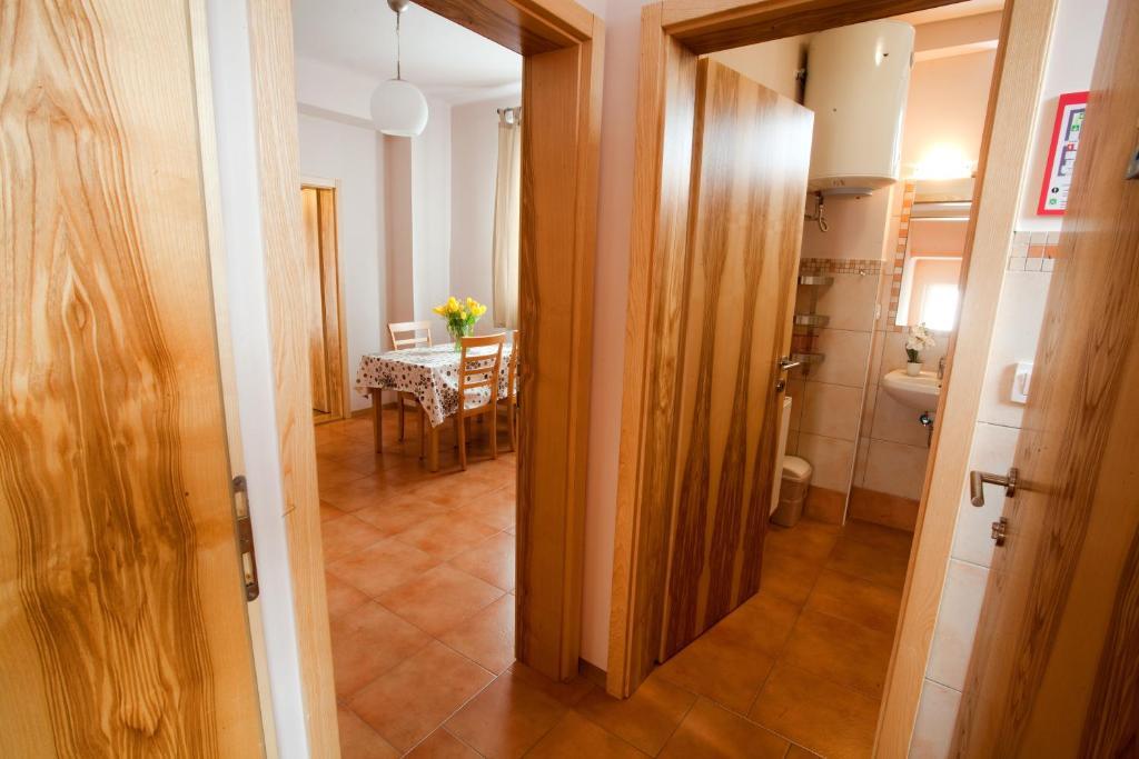 Alo Apartments Vila Klara Ljubljana Room photo